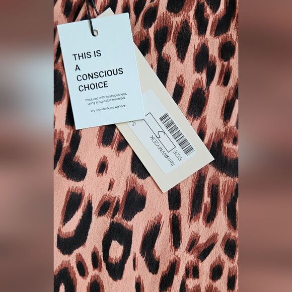 đNwt wrap skirt soakedâinâluxury - Picture 5 of 6